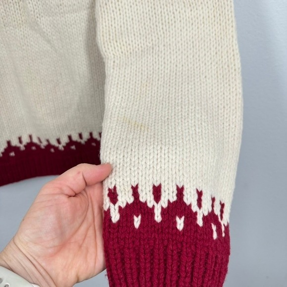 American Eagle Outfitters Hand Knit Lambswool Fair Isle Turtleneck Sweater - Picture 3 of 6